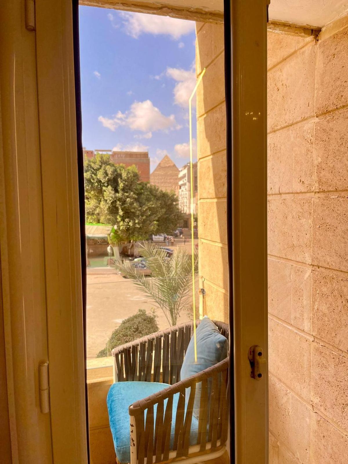 Hotel Cleopatra Tower Pyramid View Kafret el-Gabal Exterior foto
